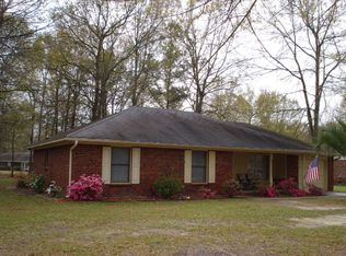 1319 Crowndale Dr, Sumter, SC 29150