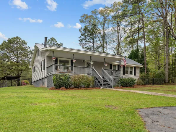 241 Holly Cir, Carthage, NC 28327