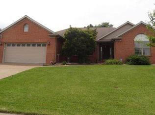 6220 Pebble Stone Dr, Evansville, IN 47711