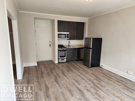 5th image of 3333 W Diversey Ave #234