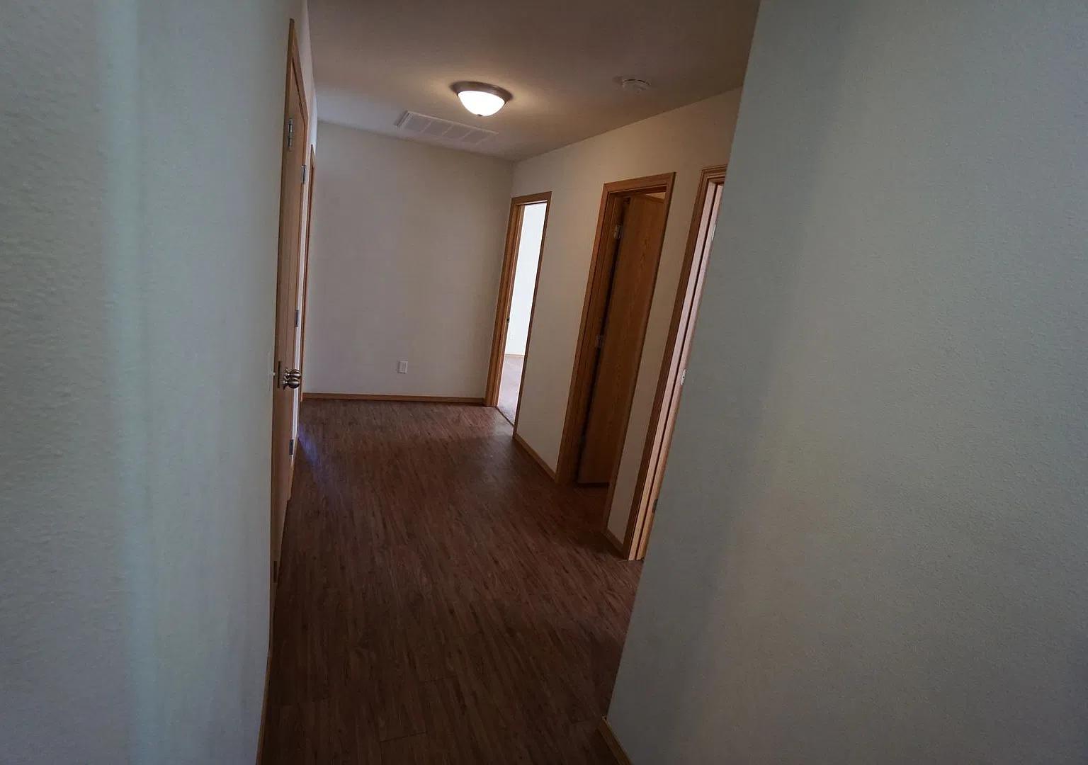 522 Jane St — Photo 4