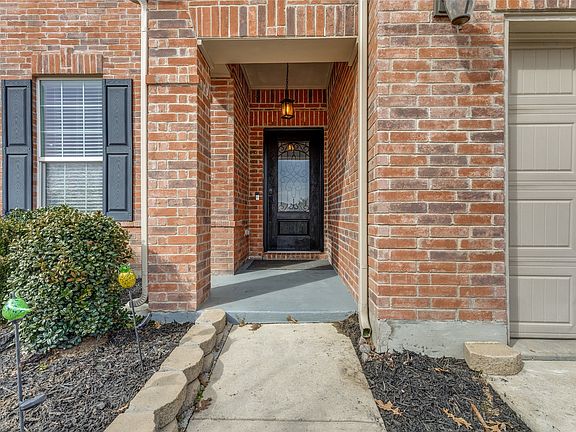 2nd image of 2205 Simmental Rd