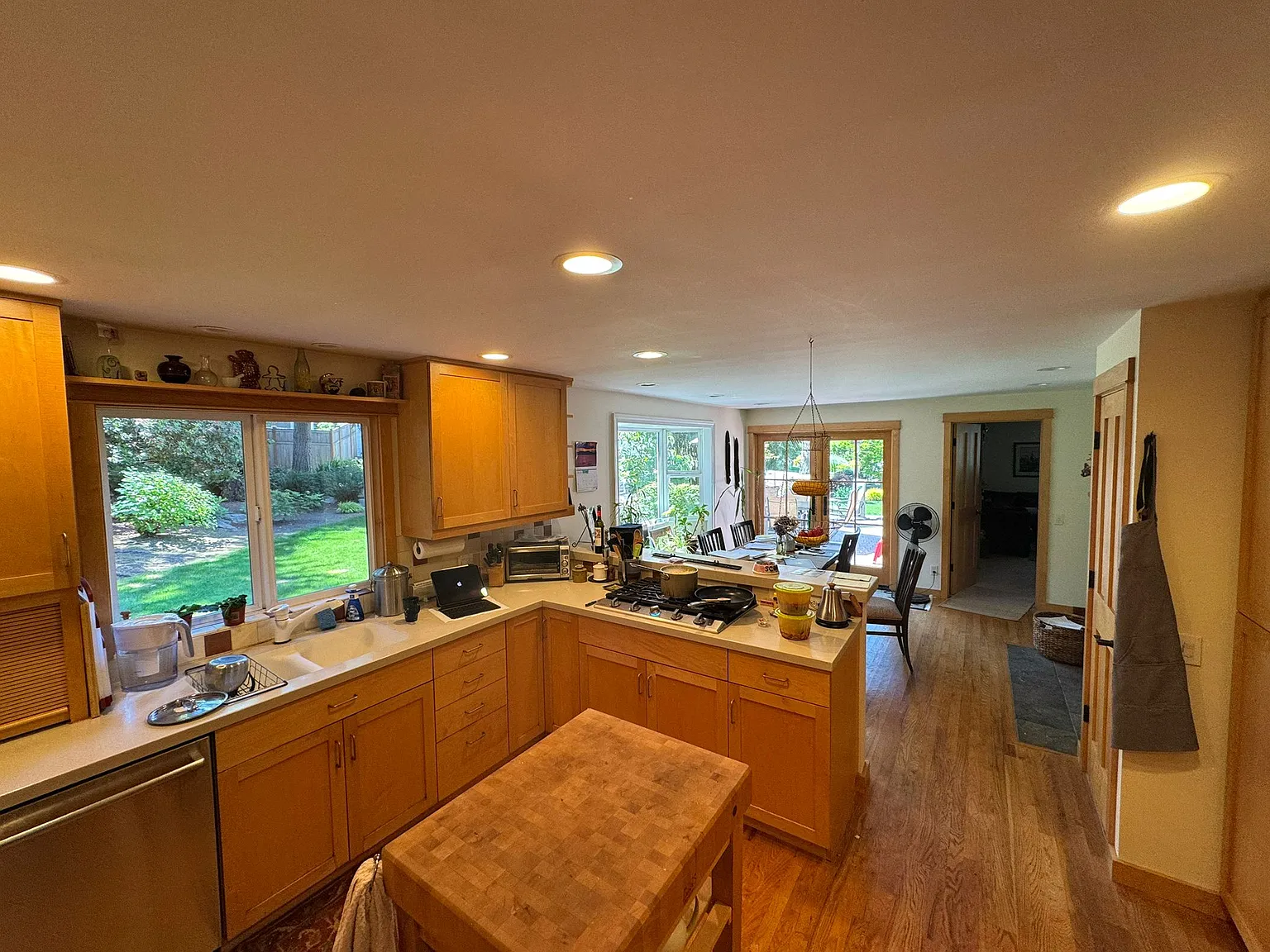 90th Ave SE, Mercer Island — Photo 2