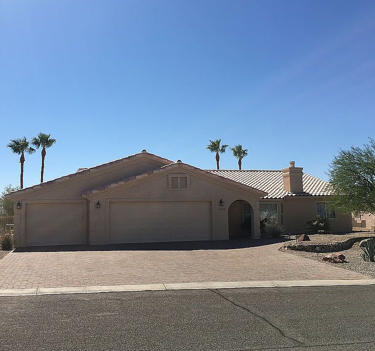 1st image of 2338 E Kingsbury Dr