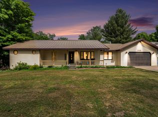323 S Houghton St, Lake City, MI 49651