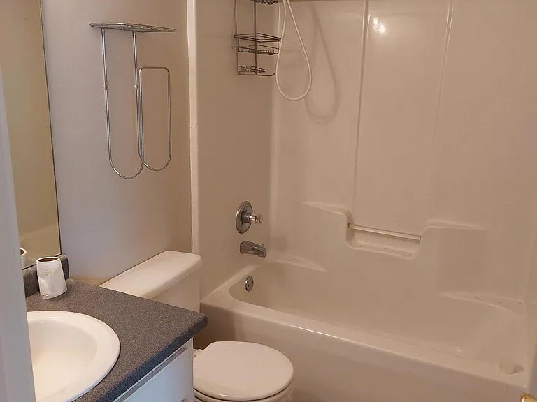 14 Susan Dr — Photo 11