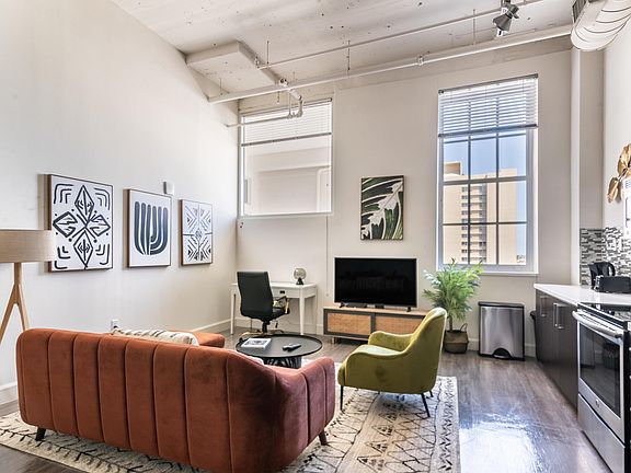 2nd image of 326 Fern St APT 512