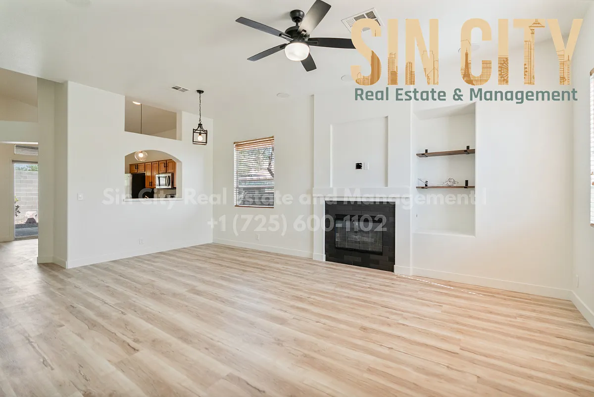 3 bed, 2.0 bath, 1207 sqft, $2,300 — Photo 2