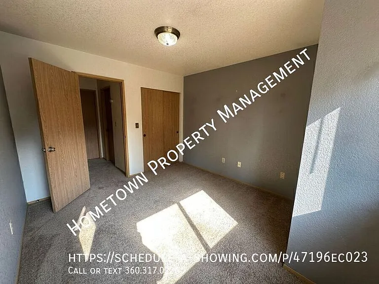 1803 Pear St NE — Photo 10