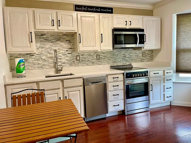13756 Rolling Hills Ln #A — Photo 7