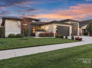 10677 W Lothbury Dr, Star, ID 83669