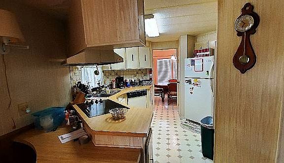 4th image of 147 Berkley Cir