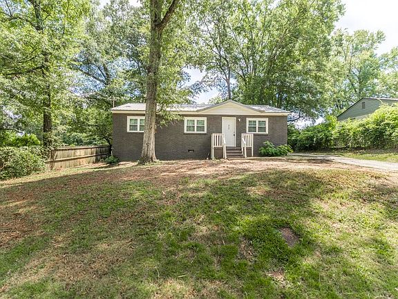 3rd image of 312 Johns Rd