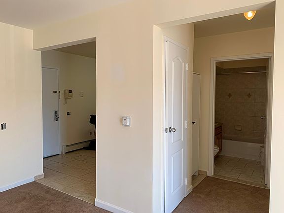 5th image of 177-16 S Conduit Ave #1F