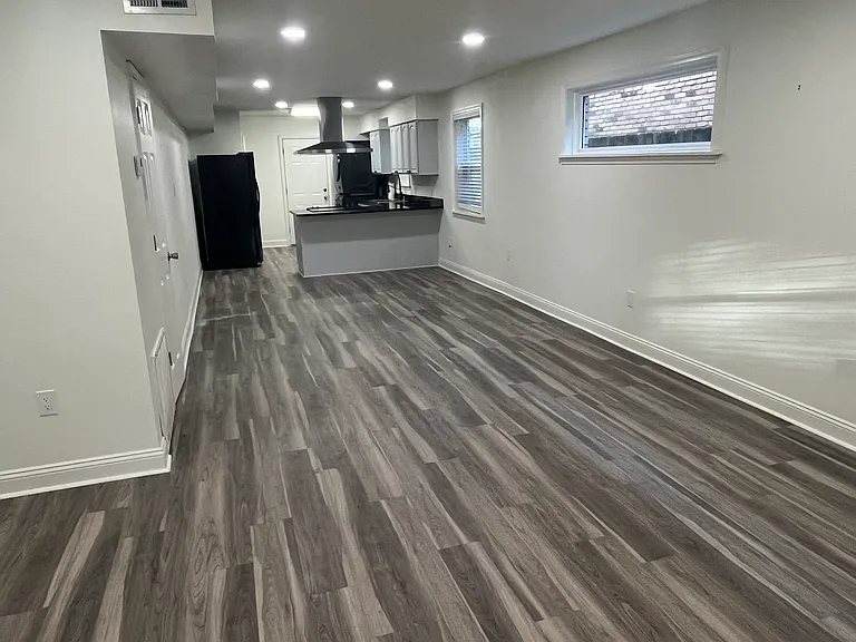 6341 Canal Blvd #1 — Photo 3