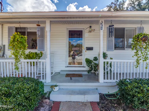332 East Dr, Biloxi, MS 39531