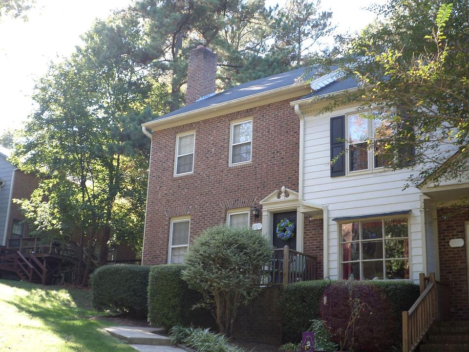 2nd image of 6215 Waterside Ln