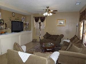 2nd image of 5623 Darlington Pl NW