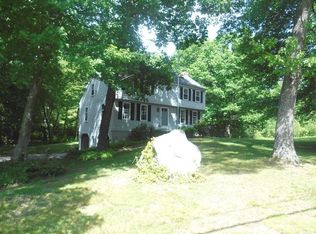 101 Heather Rd, Dracut, MA 01826