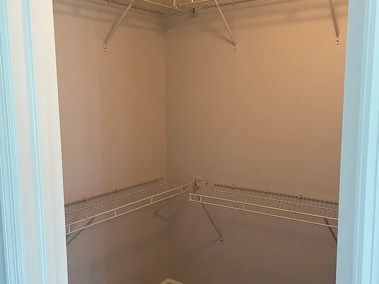 204 Jessie Cir — Photo 10