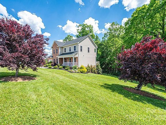 4th image of 5173 S Oak Cir