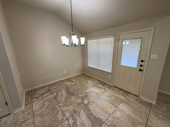 5th image of 5508 Settlers Ct #B
