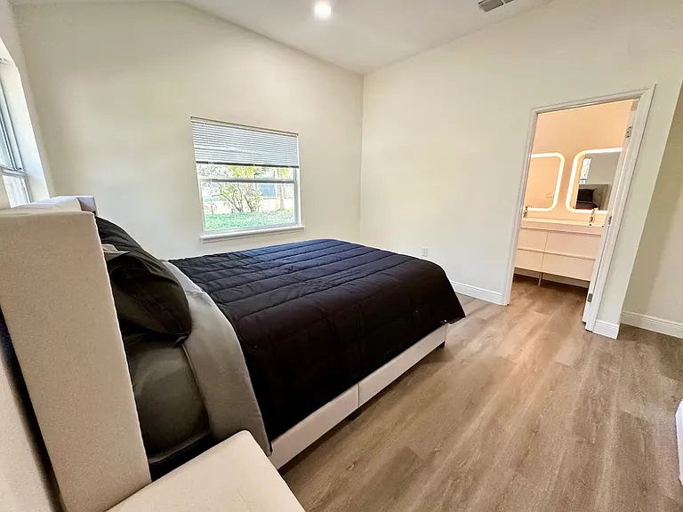 3003 Spillers Ave #C — Photo 9