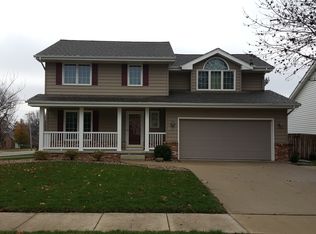 1900 Walnut St, West Des Moines, IA 50265