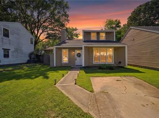 1613 Mill Oak Dr, Virginia Beach, VA 23464
