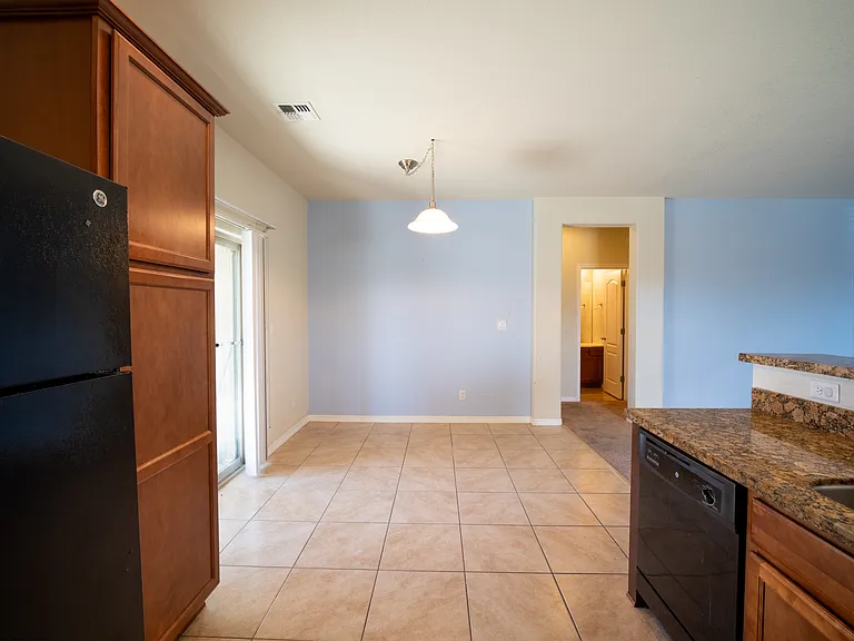 1001 El Paseo St NW — Photo 12