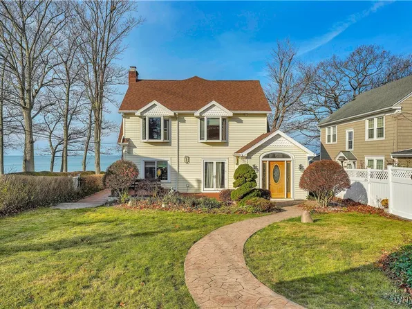 9236 Lakeside Ave, Angola, NY 14006