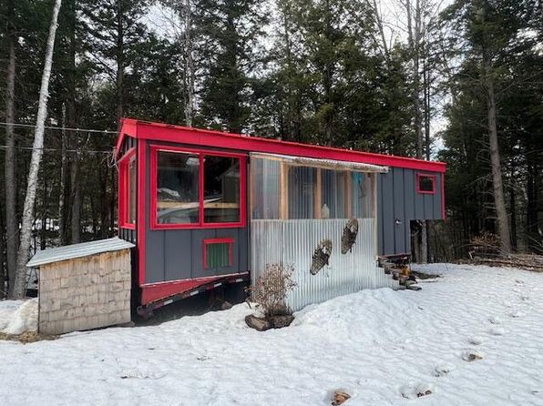10 Little Falls Drive, Concord Twp, ME 04920