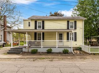 318 W Vine St, Wooster, OH 44691