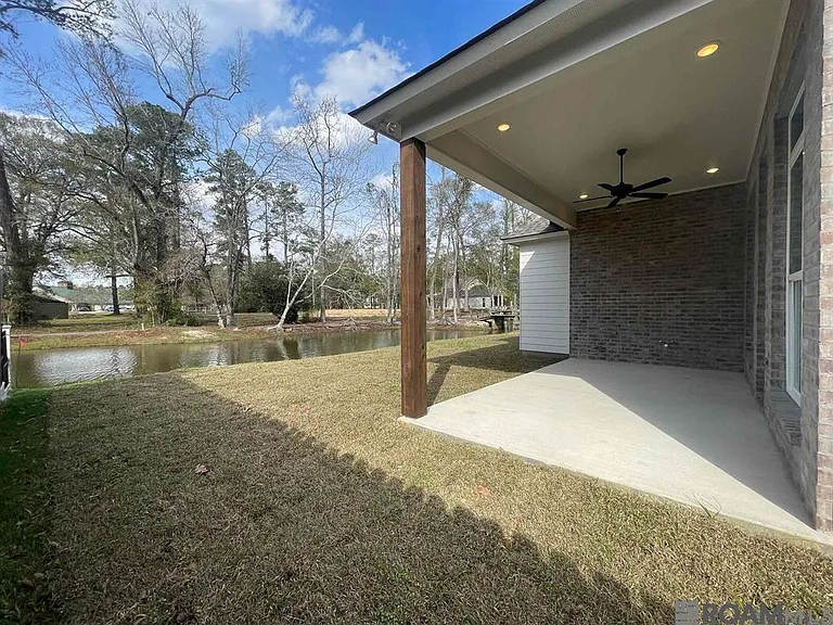 1119 Camellia Way — Photo 26