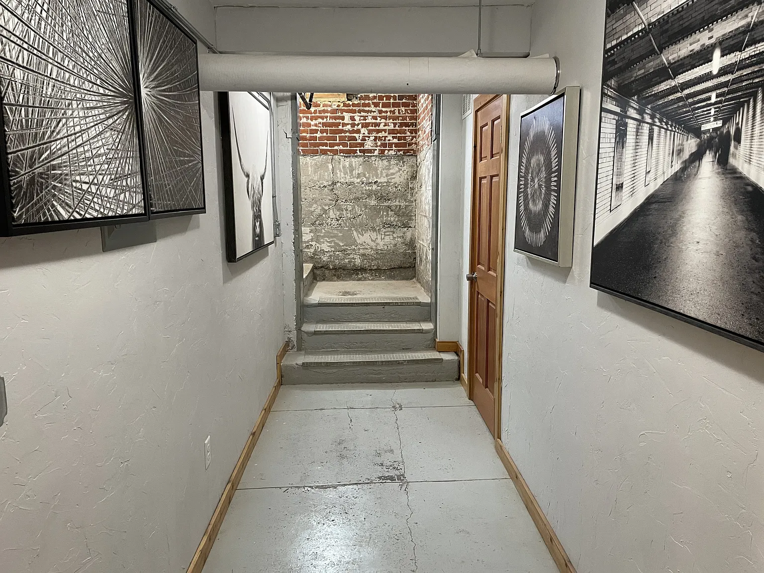 418 West Callender Street - 4 — Photo 4