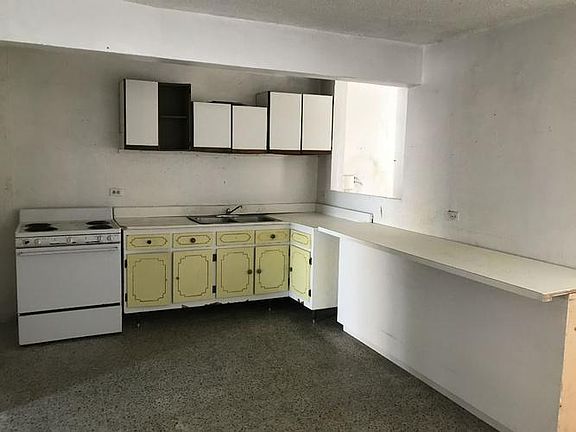 Rosaleda Calle Acacia