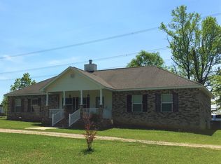 21 Joe R Lee Rd, Carriere, MS 39426