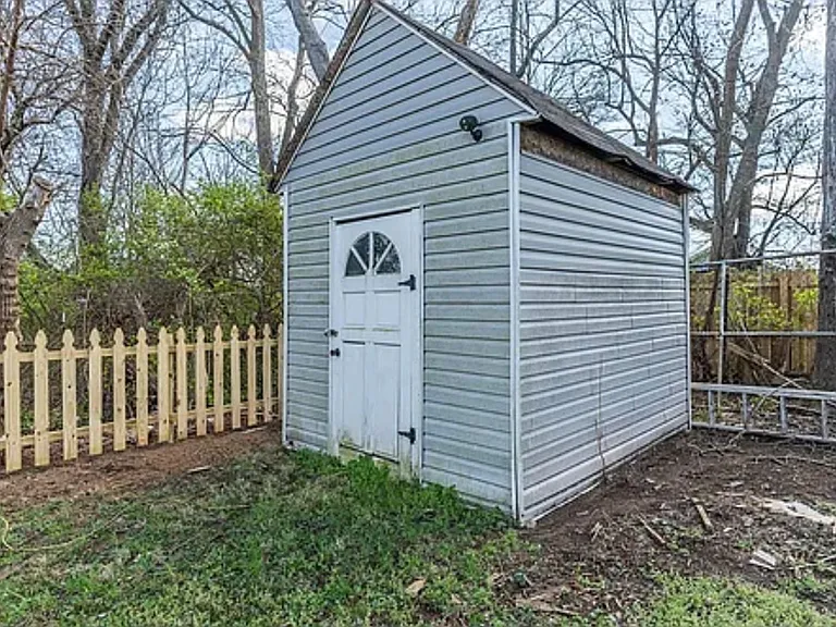 732 Bellaire Ave — Photo 23