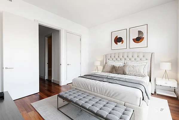 Sold by Brick&Mortar | media 7