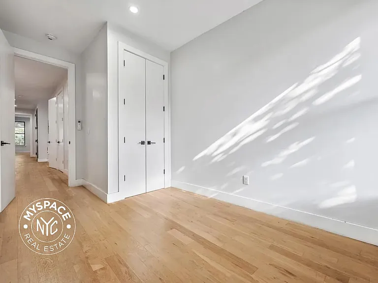 86 Clinton Ave #2 — Photo 9