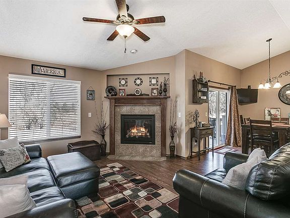 5th image of 1019 E Splitwood Way St