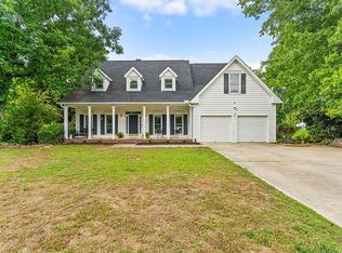 150 Kensington Dr, Greenwood, SC 29649