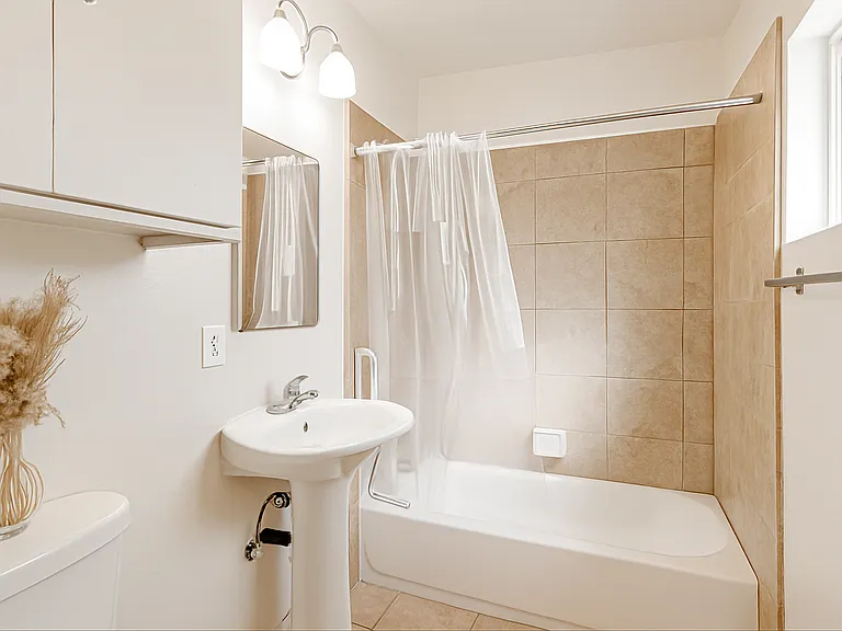 11740 Gurley Ave #1 — Photo 2