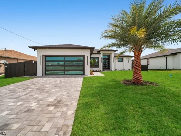 1237 NW 37th Ave, Cape Coral, FL 33993