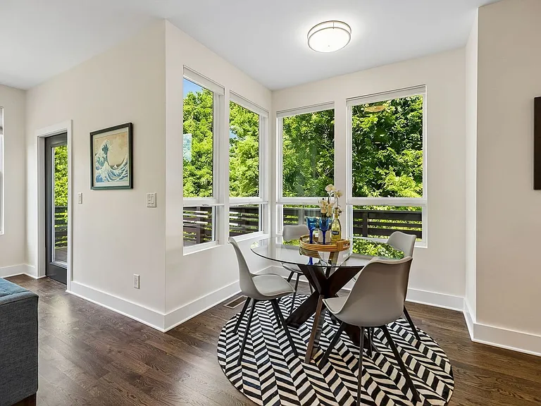 2320 Dalebrook Ct — Photo 19