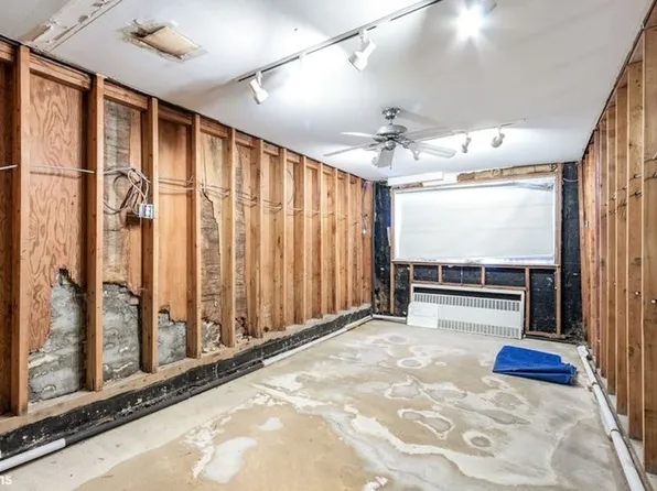12 Girard Street image 7 of 8