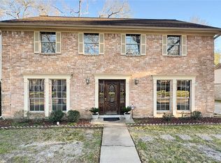 807 Suwanee Ln, Houston, TX 77090