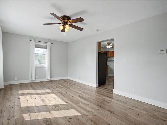 4th image of 1600 23rd St NW