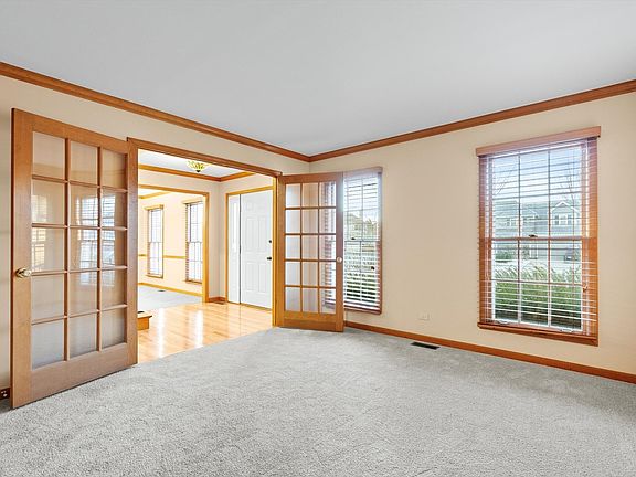 5th image of 1107 Conan Doyle Rd