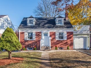 488 Parker Ave, Hackensack, NJ 07601